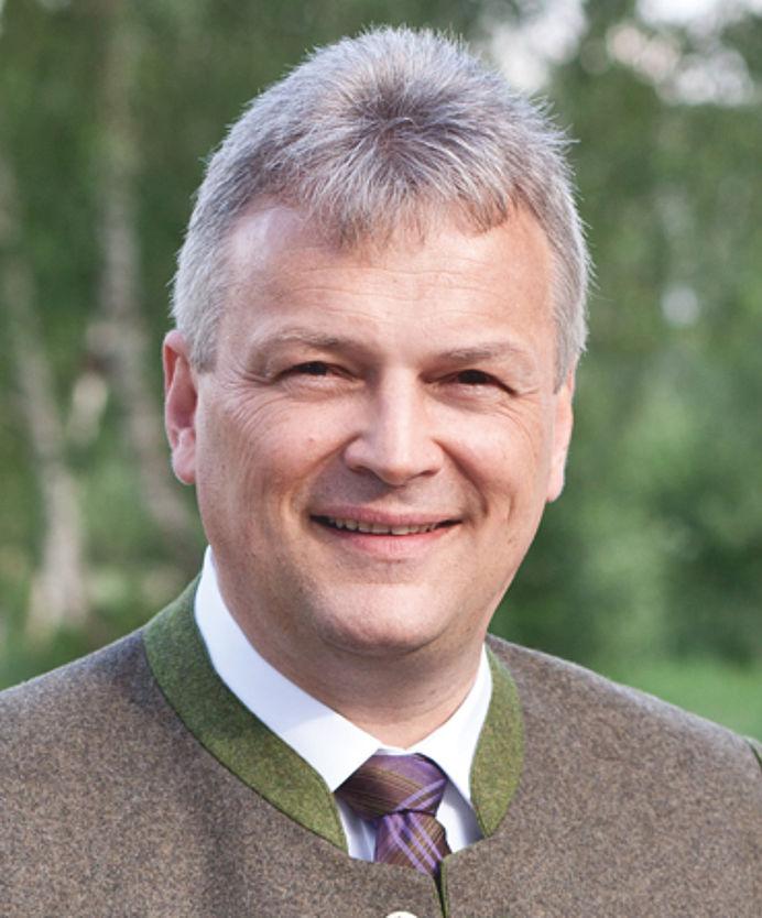ROLAND WEIGERT ROLAND WEIGERT